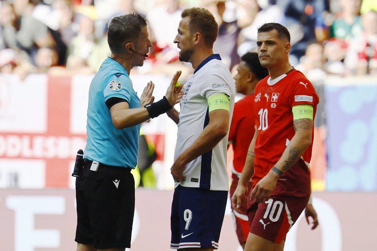 the three lions sukses menuju babak semifinal 