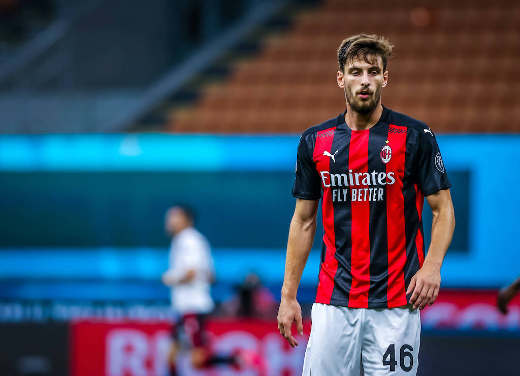 Matteo Gabbia bek ac milan yang layak masuk ke timnas italia