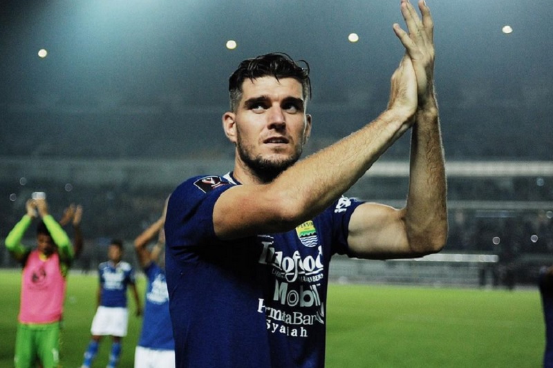 nick kuipers yakin persib bisa kalahkan borneo fc